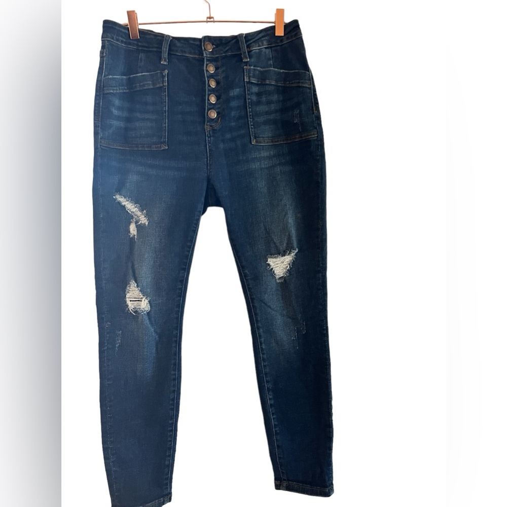 Judy Blue Distressed, Button-Fly, Skinny Jeans Size 15/32